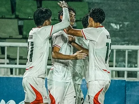 Thắng dễ Timor Leste, U19 Indonesia bám sát U19 Việt Nam