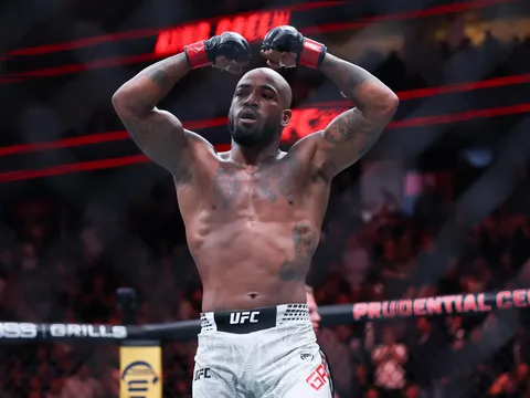 UFC 329 bổ sung màn thư hùng hạng nhẹ giữa lão tướng King Green và cỗ máy knock-out Terrance McKinney