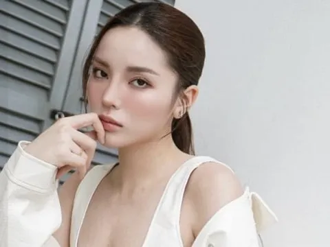Kỳ Duyên chia sẻ dòng trạng thái gây xôn xao