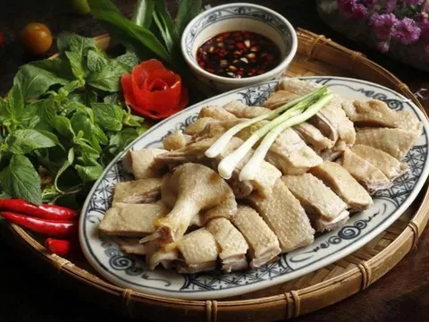 Luộc vịt đừng chỉ cho gừng và sả: Thêm nguyên liệu này, thịt thơm ngọt, không hôi