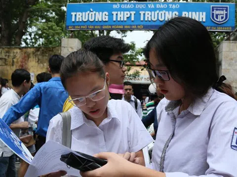 Tuyển sinh lớp 10 ở Hà Nội: Chính thức huỷ bỏ môn thi thứ 4