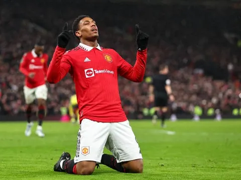 Martial và Fred tỏa sáng, MU thẳng tiến chung kết cúp Liên đoàn