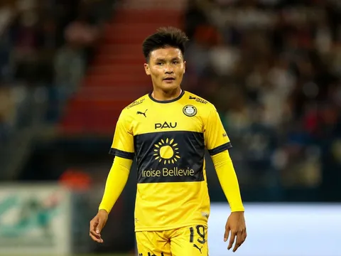 Pau FC có biến động lớn, Quang Hải tạm qua 'cơn sóng gió'