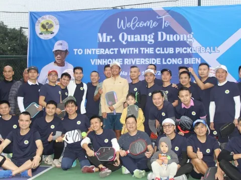 Tay vợt pickleball số 4 thế giới Quang Dương thi đấu giao hữu với CLB Pickleball Vinhomes Riverside Long Biên