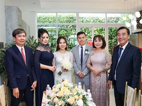 Ôn Bích Hằng hào hứng khoe ảnh đám cưới con gái đẹp lung linh