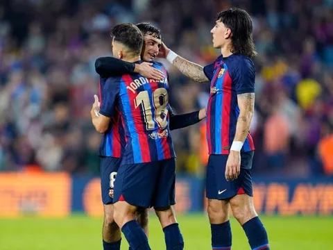 Barca chia tay 'máy chạy' hàng đầu thế giới