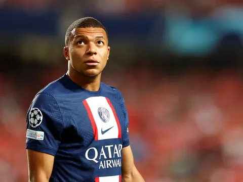 Mbappe chính thức bị vượt mặt ở cuộc đua vua phá lưới Ligue 1