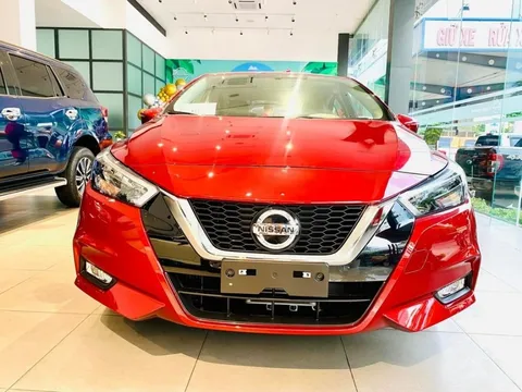 Giá xe Nissan Almera giảm tới hơn 70 triệu đồng tại đại lý