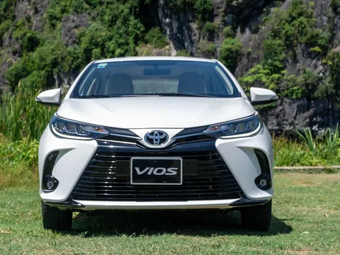 Loạt xe Toyota nhận ưu đãi trong tháng 2: Vios, Veloz Cross hứa hẹn 'bùng nổ'