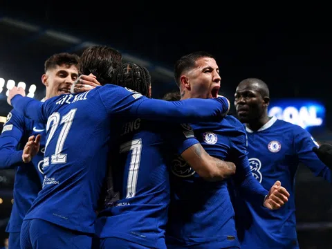 Chelsea 'hả hê', dùng tài khoản tích xanh trả treo anti-fan