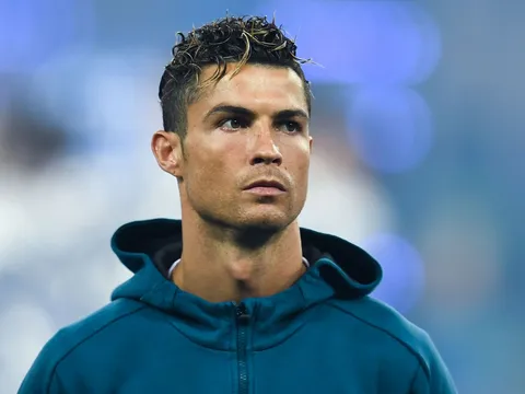 CĐV tức giận, bóc mẽ việc Real Madrid thiếu tôn trọng Ronaldo