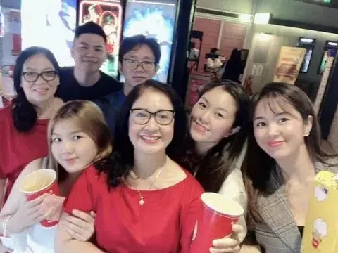 Diễn viên Lê Phương hé lộ mối quan hệ mẹ đẻ - mẹ chồng