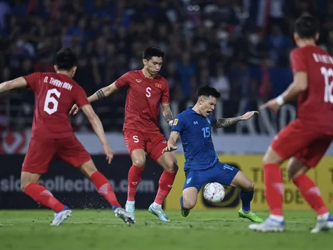 ĐT Việt Nam nhận tin buồn từ FIFA sau khi thua Thái Lan ở AFF Cup