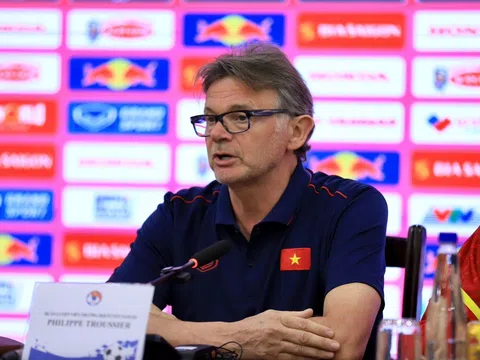 CHÍNH THỨC: Xác định đối thủ ở trận ra mắt của HLV Philippe Troussier