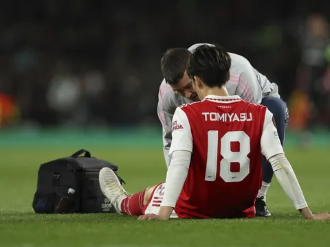 HLV Arteta xác nhận mức độ chấn thương của Tomiyasu: Nguy cho Arsenal