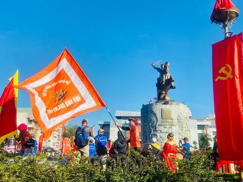 CĐV Bình Định tiếp thêm sức mạnh cho đội nhà trước trận gặp Khánh Hòa