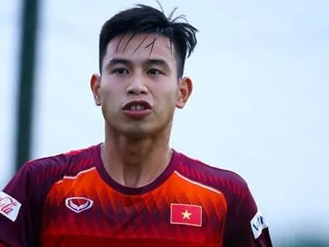 Cựu tiền đạo ĐT Việt Nam tuyên bố giải nghệ