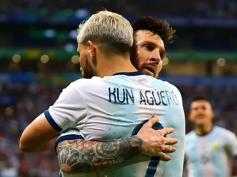 Aguero vô tình tiết lộ bến đỗ tiếp theo của Messi