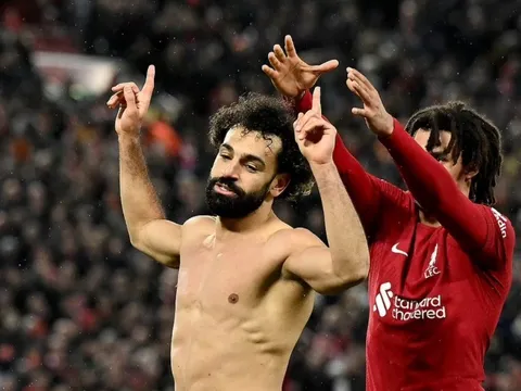 Salah thiết lập hàng loạt kỷ lục trong ngày Liverpool đại thắng Man Utd