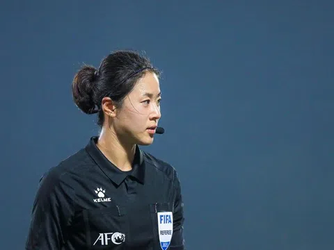 Chiêm ngưỡng nhan sắc cực phẩm của nữ trọng tài Hàn Quốc tại vòng loại U20 châu Á 2024