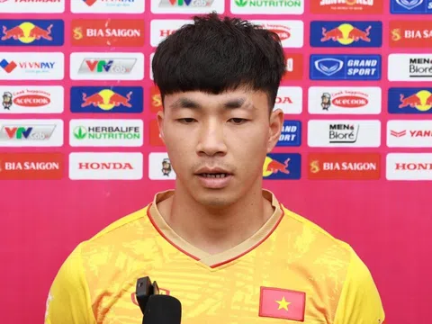 Tiền vệ U23 Việt Nam hào hứng khi HLV Troussier nói về khát vọng World Cup