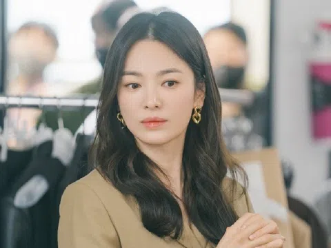 Song Hye Kyo tiết lộ bí thuật làm đẹp học được từ người cổ đại, bảo sao trẻ mãi không già