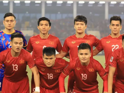 Ngôi sao ĐT Việt Nam nhận vinh dự từ AFF ngày đầu năm mới