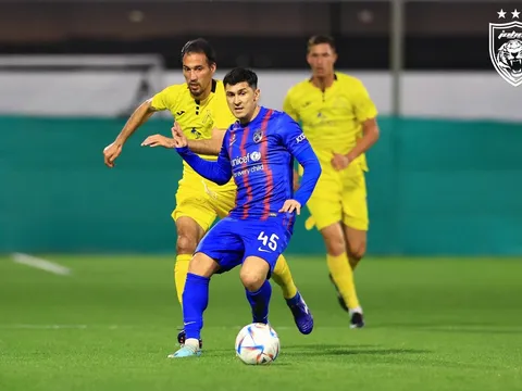 'Niềm tự hào Đông Nam Á' thắng đại diện châu Âu ở trận đấu chỉ có 54 phút