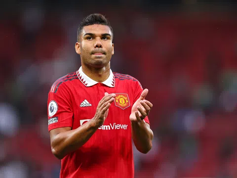 Không chỉ chấn thương, Casemiro còn báo tin cực xấu cho Man United