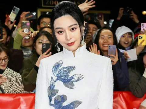 Phạm Băng Băng tái xuất thảm đỏ cực cháy, nhan sắc tuổi 42 khiến dân tình choáng ngợp