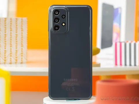 Giá Galaxy A23 mới nhất tháng 2/2023: Chỉ từ 4,5 triệu, còn cửa nào cho Redmi Note 11 cạnh tranh?