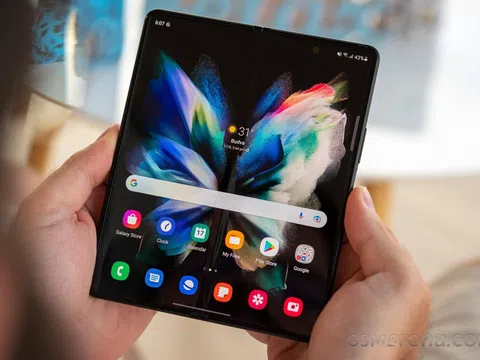 Cập nhật giá Galaxy Z Fold 3 mới nhất: Giảm tới 19 triệu khiến khách Việt ngỡ ngàng