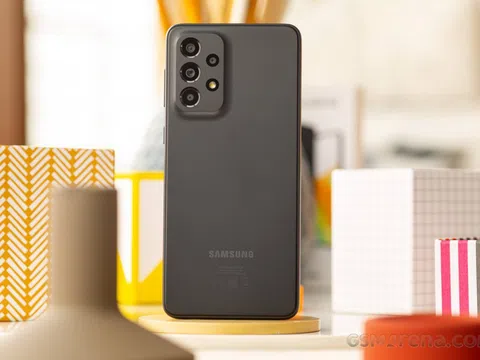 Giá đập hộp Galaxy A33 5G giảm mạnh ‘dọn đường’ cho Galaxy A34 5G tiến vào thị trường Việt