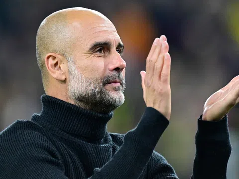 Rời 'con tàu đắm' Man City, Pep có bến đỗ 'gã khổng lồ' nước Anh