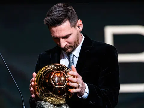 Messi đoạt danh hiệu vĩ đại bậc nhất, 'chạm một tay' vào QBV 2023