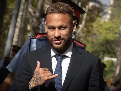 Bị PSG thanh lý, Neymar sang 'ông lớn' nước Anh làm siêu sao?