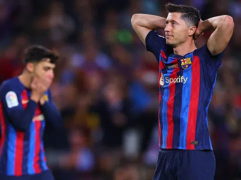 Chấn động Barca: Phanh phui vụ hối lộ trọng tài, án phạt giáng hạng