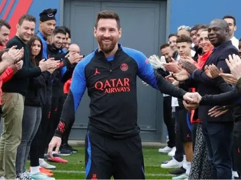 Messi chính thức báo tin mừng cho PSG trước thềm 'đại chiến' Bayern