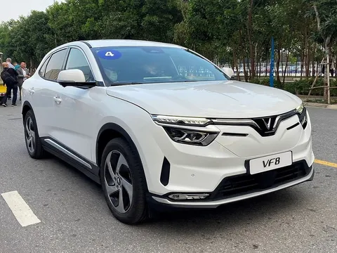 Hàng ngàn xe điện VinFast VF 8 gặp lỗi phanh cần phải thu hồi