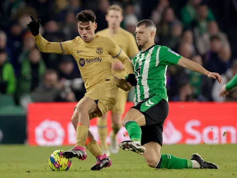 Hạ nhọc Betis, Barca bỏ xa Real Madrid trong cuộc đua vô địch La Liga