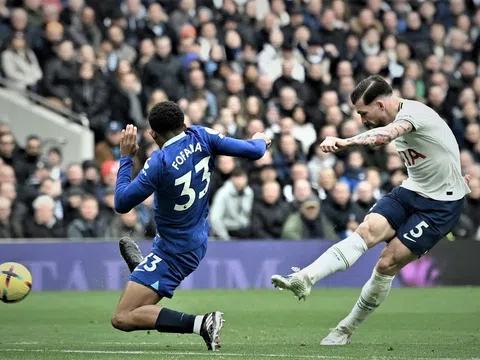 Thất thủ trước Tottenham, Chelsea chưa thể vượt qua cơn bĩ cực