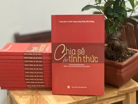 Ra mắt sách “Chia sẻ và tỉnh thức”: Ngôn ngữ thị giác kết nối cộng đồng