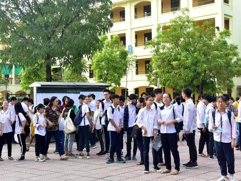 Hôm nay, gần 900.000 sĩ tử làm thủ tục dự thi tốt nghiệp THPT 2020