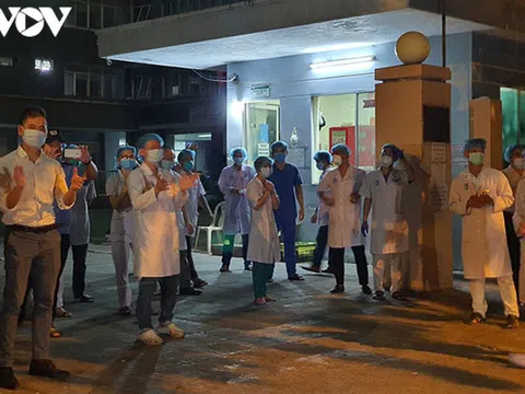 Đà Nẵng dỡ bỏ phong tỏa bệnh viện thứ 2 và gần 3000 dân sau 14 ngày cách li