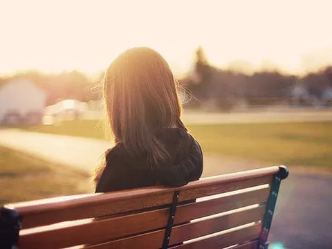 Đàn bà một lần bị phản bội, cả đời phải sống trong sự hoài nghi