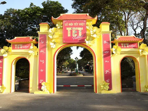 Tất bật chuẩn bị cho lễ hội Tết Việt "Tet Festival 2020" trước giờ G