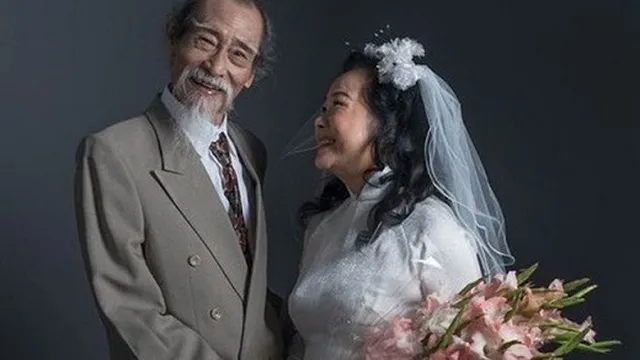 Chuyện tình nửa thế kỷ đáng ngưỡng mộ của diễn viên Đất Phương Nam