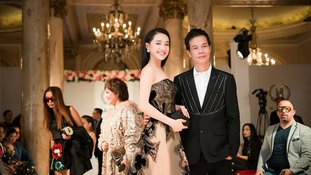 Cùng đọ dáng tại Cannes, Nhã Phương sang trọng chẳng kém cạnh Lý Nhã Kỳ