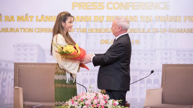 Lý Nhã Kỳ chính thức trở thành lãnh sự danh dự Romania tại TP HCM