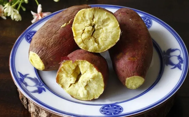 Cách luộc khoai lang ngọt bùi, bở tung